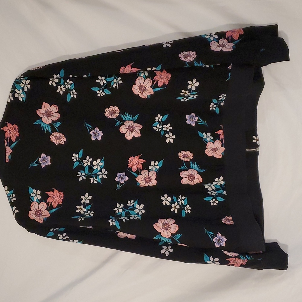 Lane Bryant Jacket Floral Bomber Style Lined Black Pink Flowers Plus Size 26/28 - Picture 5 of 7